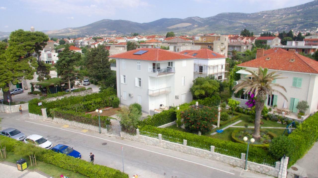 Beachfront Apartments Don Kaštela المظهر الخارجي الصورة