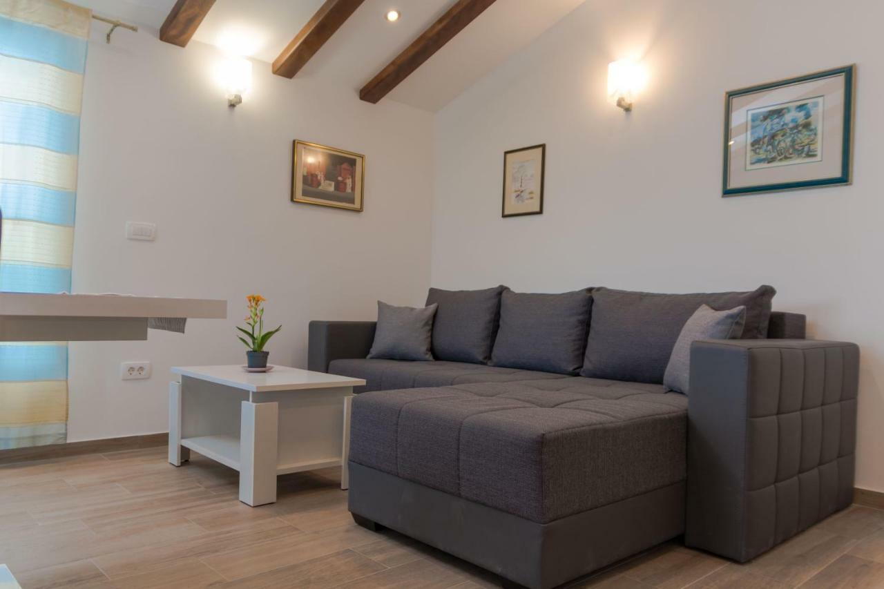 Beachfront Apartments Don Kaštela المظهر الخارجي الصورة
